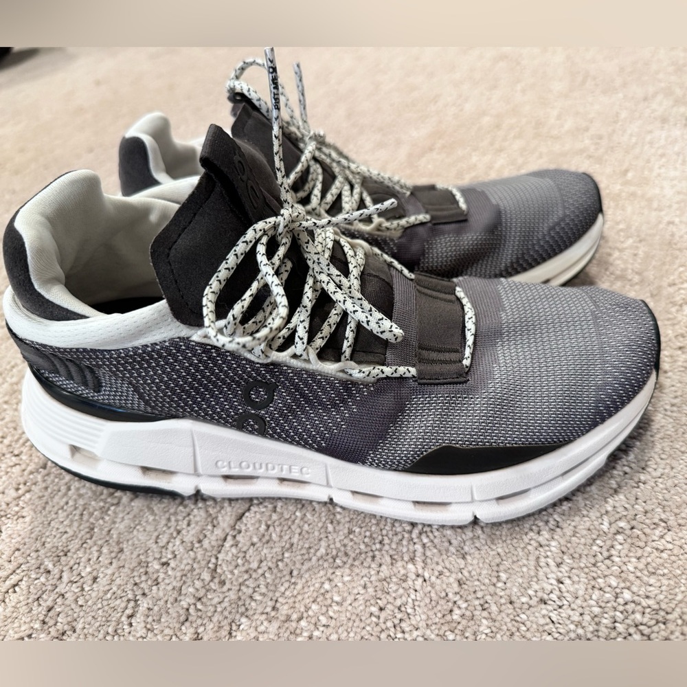 Women’s Cloud Nova
